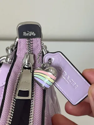 Coach Teri Shoulder Bag In Signature Leather With Heart Charm thumbnail 6