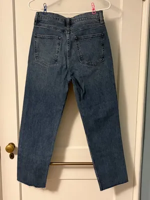 Gap jeans cheeky straight sky high raw hem size 28 / 6 NWT medium wash denim thumbnail 3