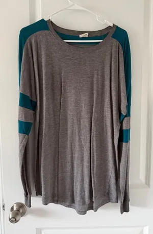 PINK Victoria's Secret Gray Top with Teal Trim thumbnail 1