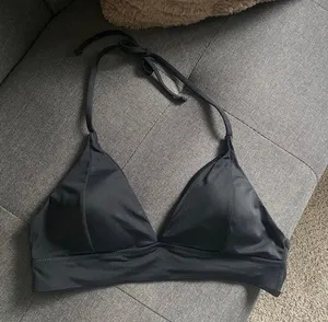 Boutique Black bikini top thumbnail 1