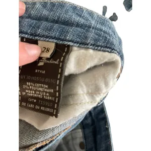7 For All Mankind Size 28 Light Wash‎ Low Rise Straight Jeans thumbnail 5