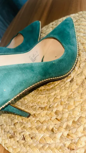 Coach heels hunter green suede  thumbnail 5