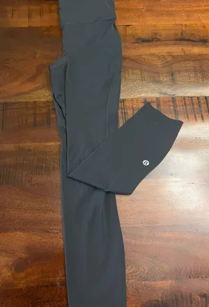 Lululemon Base Pace High-Rise Crop 23" size 0 thumbnail 1
