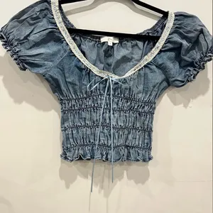 Klesis Light Blue Smocked Denim Crop Top with‎ Lace Trim size small thumbnail 2
