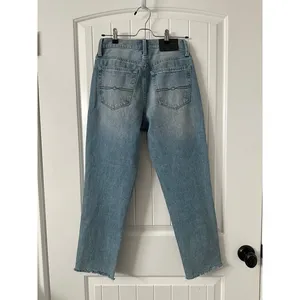 Lucky Brand High Rise Mom Blue Jeans‎ Size 26 thumbnail 2