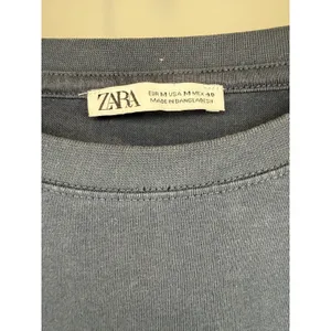 Zara T-Shirt Women’s Large Navy Blue Crew Neck Short Sleeve Basic Top Tee Cotton thumbnail 2
