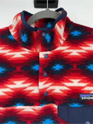 Patagonia Synchilla Snap-T Fleece Women M Wild Desert Red Aztec FA15 thumbnail 4