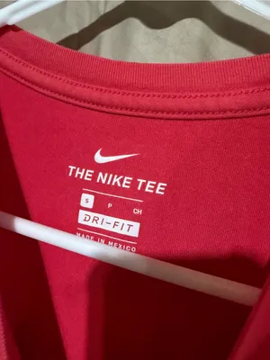 Nike T-shirt thumbnail 2