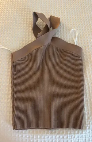 Aritzia Babaton Top Sculpt Knit thumbnail 1