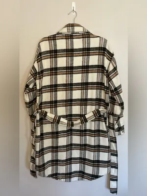 Blank NYC Plaid Button-Front Shacket, White/Brown/Black, Size M, EUC thumbnail 2