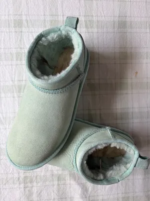 UGG mint color Short Boots thumbnail 1