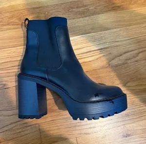Madden Girl Boots Black thumbnail 1