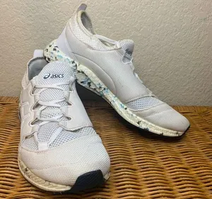 ASICS White and Blue Marbled Gel Sole Asymmetrical Laces Size 10 thumbnail 1