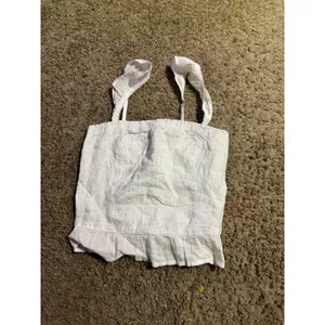 Abercrombie & Fitch White Lace Ruffle Cami Smocked Crop‎ Top XS Cottagecore thumbnail 2
