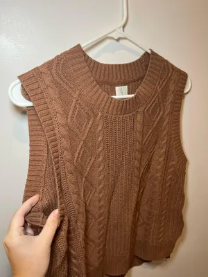 Josie's Boutique Fall Brown Sweater Vest thumbnail 3