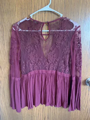American Eagle Flowy Lace Top thumbnail 2