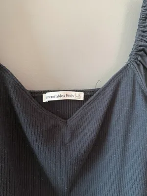 Abercrombie Crop Top Puff Sleeve thumbnail 3