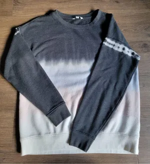 American Eagle Ombré Crewneck Size Medium thumbnail 1