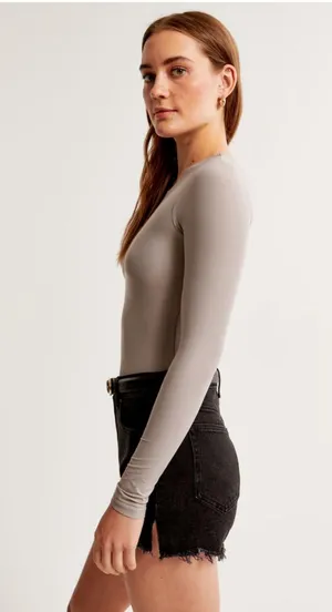 Abercrombie Long Sleeve thumbnail 3
