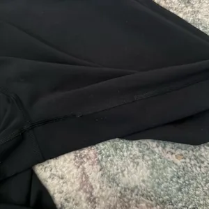 Aritzia babaton black pull on pants medium thumbnail 2