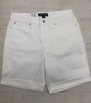DKNY Jeans Women's Denim Bermuda Short (US, Numeric, 6, Regular, White) thumbnail 1