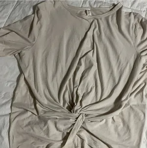 Lululemon Knot Shirt thumbnail 6