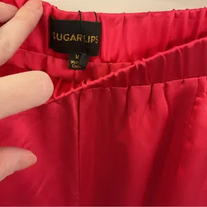 NWT Sugarlips Chateau Satin Free Spirit Wide Leg Pants Fuchsia Medium thumbnail 5
