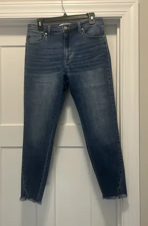 KanCan Mid Rise Tapered Leg Jeans Size 13/30 Dark Wash Stretch Denim Frayed Hem thumbnail 1