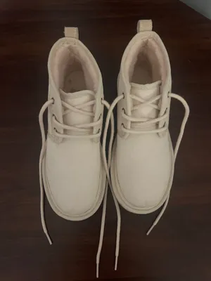 UGG Neumel Cream Boots thumbnail 2