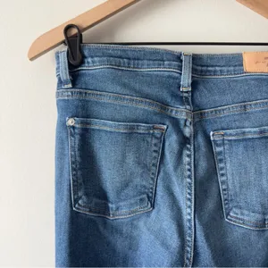 7 For All Mankind High Waist Slim Kick Jeans Dark Blue Wash Flare Jean denim EUC thumbnail 7