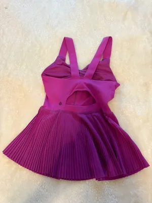 Lululemon Like New Pleated Pink Tank Top thumbnail 2