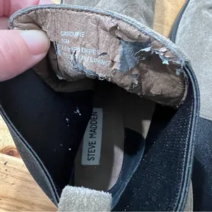 Steve Madden GRROUPlE Taupe Suede Chelsea Boots thumbnail 3