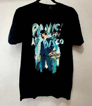 Hot Topic Panic at the Disco t-shirt szM thumbnail 1