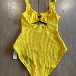 NWT Aerie Crinkle Ring Full Coverage One Piece Swimsuit thumbnail 4