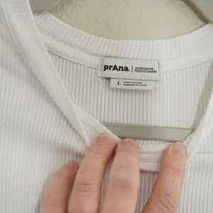 Prana Women's Size Large White Ribbed Short Sleeve Crew Neck T-Shirt Casual Soft thumbnail 3