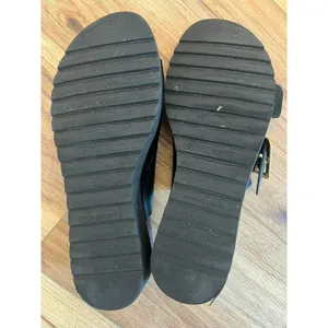 DNA Footwear Black Leather Platform Buckle Slide Sandals Gold Buckles Size 38 thumbnail 9