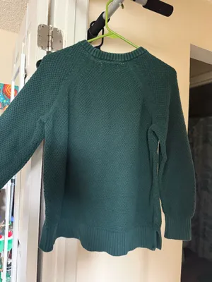 Old Navy Sweater thumbnail 2