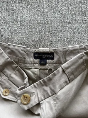 Banana Republic Women's‎ Button-Accent Shorts in Burgundy and Khaki thumbnail 4
