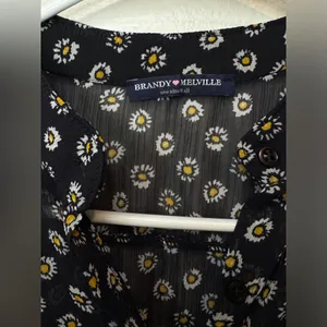 Brandy Melville Women’s Y2K‎ Black Floral Sheer Sleeveless Blouse One Size thumbnail 4