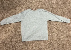 Grey Under Armour Crewneck Women’s Sweater Pullover Medium thumbnail 4