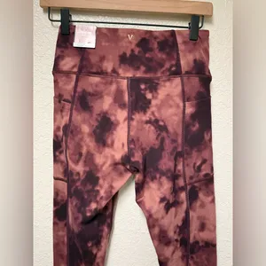 NWT VICTORIA'S SECRET Tie-Dye Incredible Essential 7/8 Leggings Size 6 thumbnail 5