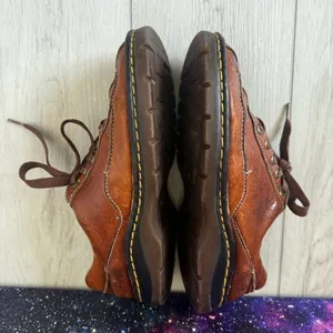 Dr Martens 11200 Distressed Brown Leather Lace Up‎ Y2K Shoe Women Sz 9 Men Sz 8 thumbnail 6