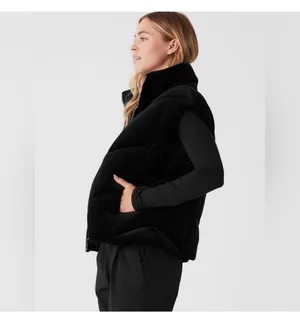 Alo Yoga Ribbed Velour Mountain Side Puffer Vest Small thumbnail 2