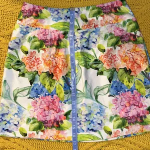 Skinz Size S Floral Skort Pink thumbnail 13