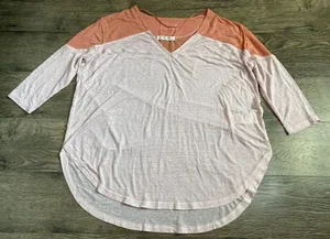 Womens We The Free Burnout V Neck 3/4 Sleeve‎ T-shirt Oversized Size XS thumbnail 1