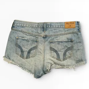 Hollister Light Wash‎ Quilted Rhinestone 1" Denim Mini Shorts Cuffed Size 9/29 thumbnail 2
