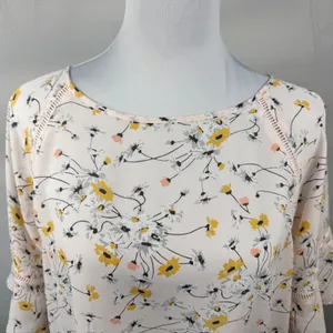 Loft Ladies Blouse Sz M Pink Floral Ruffle 3/4 Length Sleeve Ladder Trim Career thumbnail 2