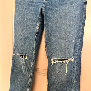 Boyfriend Jeans. Size 2 US thumbnail 4