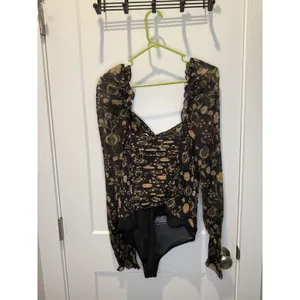 Free People Size S Brunch Date Smocked Floral Bodysuit Puff Sleeve Bohemian thumbnail 8