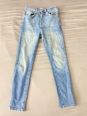 Forever 21 High Waisted Denim Jeans thumbnail 4